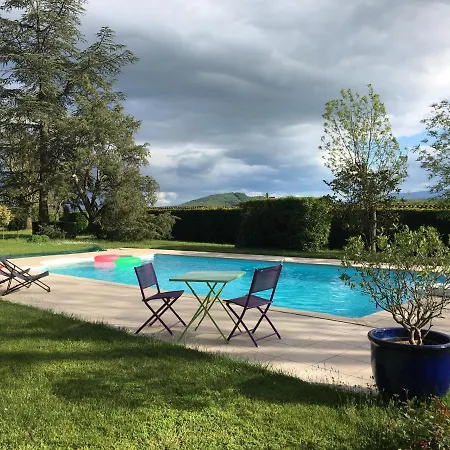 Domaine Du Perrier Couette-café Sainte-Agathe-la-Bouteresse