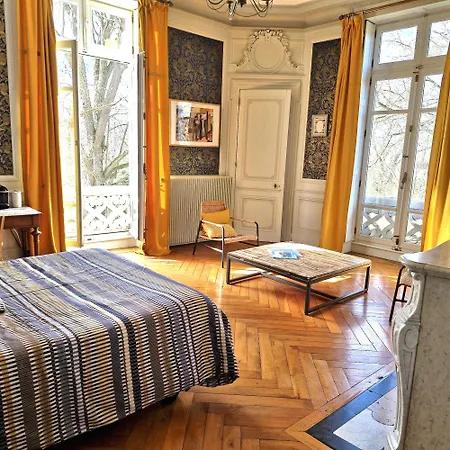Nocleg ze śniadaniem Domaine Du Perrier 3*