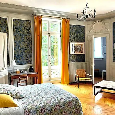 Domaine Du Perrier Bed & Breakfast Sainte-Agathe-la-Bouteresse