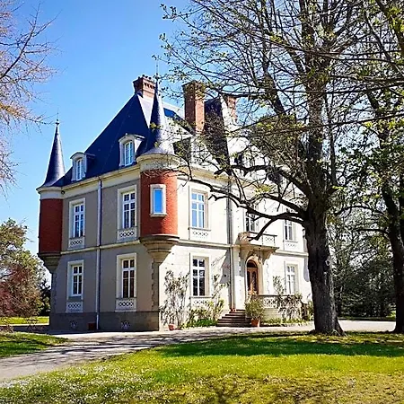 Domaine Du Perrier 3*