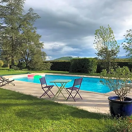 Domaine Du Perrier 3*