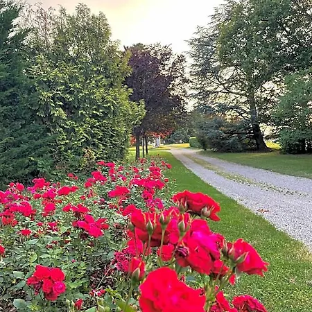 Domaine Du Perrier Bed & Breakfast 3*